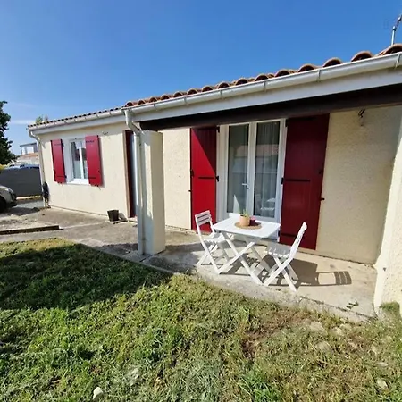 Casa de Férias Maison Cosy Avec Jardin Proche Plages